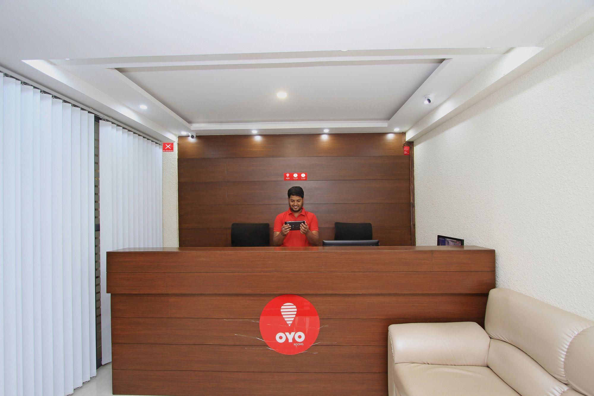 Oyo 4797 Lulu Hospitality Hotel Yelahanka Exterior photo