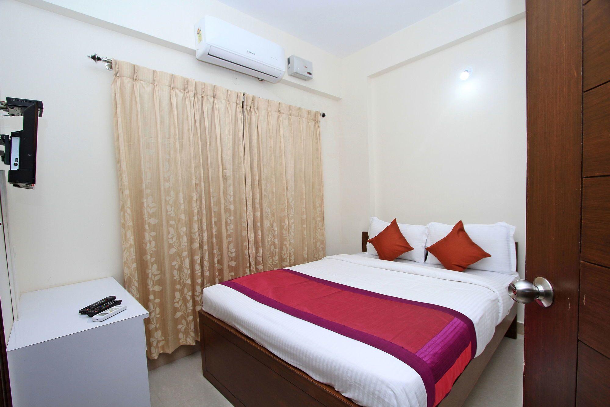 Oyo 4797 Lulu Hospitality Hotel Yelahanka Exterior photo